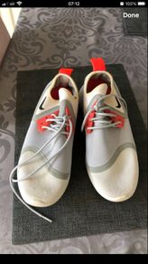 Mens Nike trainers size 8