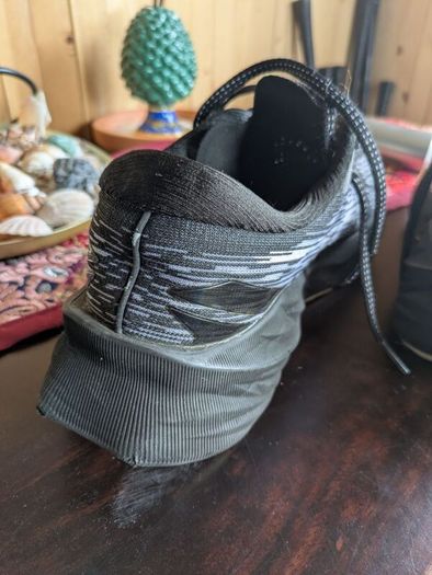 Asisc 7.5 - 8uk Great condition