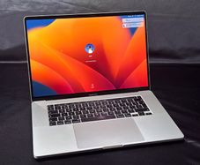 MacBook Pro i7 32GB RAM 512GB SSD A2251 Silver Purchased in June 2021 3 Months Warranty