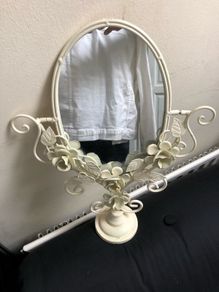 Pretty mirror
