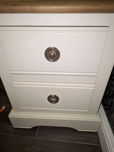 Pair of Lockers from Des Kelly Like New