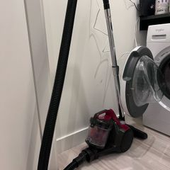 Baggless Vacuum Cleaner