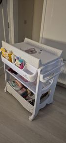 Babylo changing table and bath