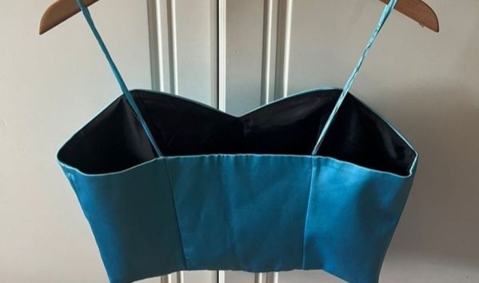 ladies cropped tops