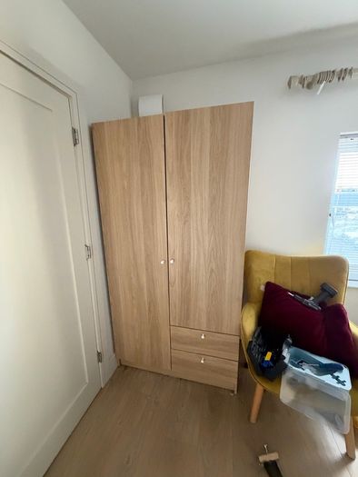Wardrobe with 2 doors and 2 drawers