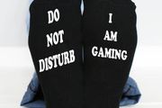 Do not disturb me i'm gaming mens socks