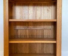 Solid Oak Bookshelf  Excellent Condition