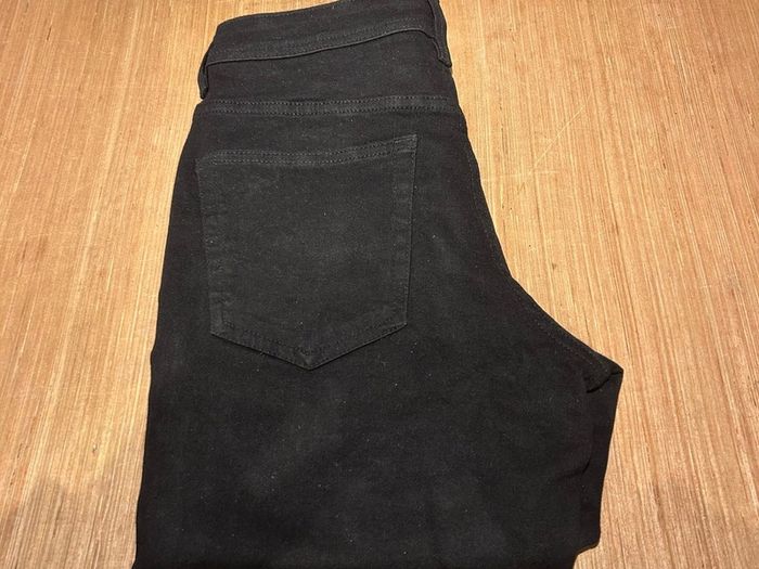 Men's Black Slim Fit Denim Jeans