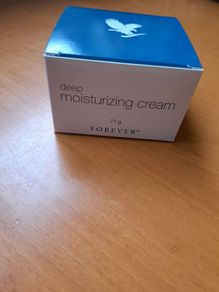 Skincare, beauty, health, aloe vera, forever, forever living, moisturizing cream