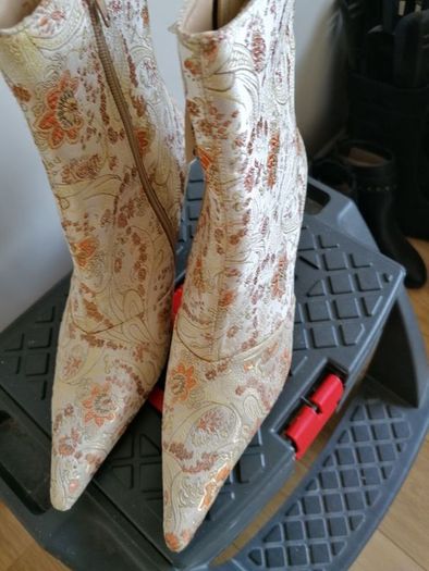 Women's Boot's NWT SIZE 8