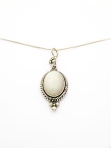 Vintage 925 Sterling Silver Italian Mother of Pearl Necklace