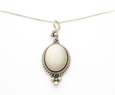 Vintage 925 Sterling Silver Italian Mother of Pearl Necklace