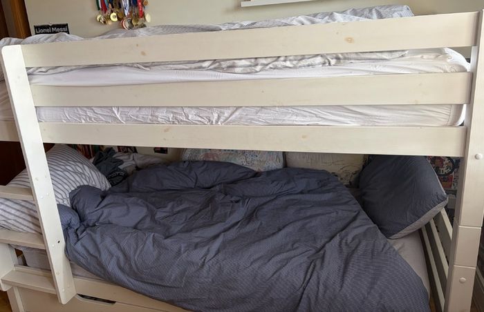 Bunk bed white