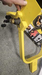 Maypole Wheel Clamp - As New