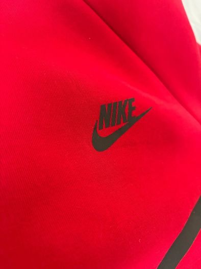 Nike tech hoodie red