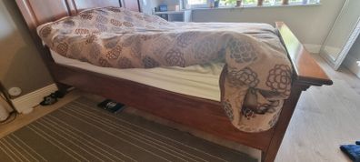Solid Cherrywood Double (5ft)Bedframe