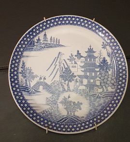 Spode Danbury Mint Decorative Plate