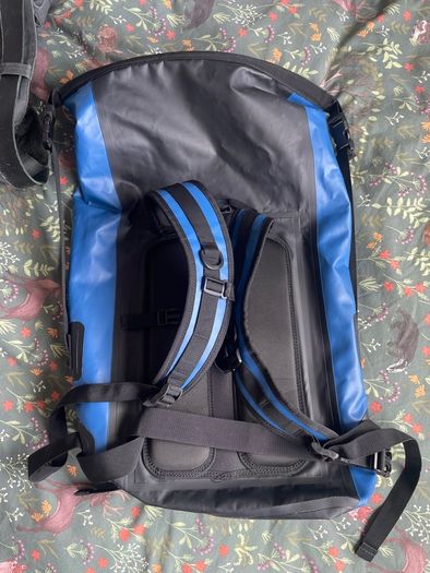 Back pack rainproof