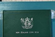 New  Zealand   Proof Set Coin