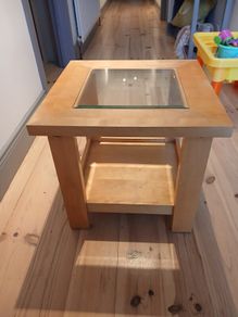 2 oak side tables with glass top