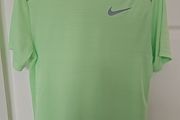 Genuine mens nike miler tshirt