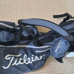 titleist premium  golf carry bag