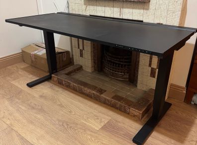 Secretlab MAGNUS Pro - Sit-to-Stand Full Metal Desk