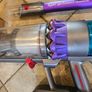 Dyson 5 gen with 2 Batteries Image 3