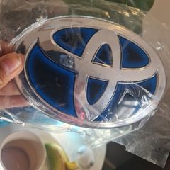 Toyota Emblem logo