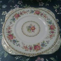 Grafton "Malvern" Cake Bread Plate