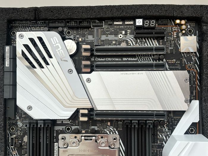 AMD Threadripper 3960X + ASUS Prime TRX40-Pro S Workstation Bundle - Tested