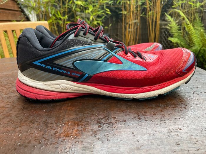 Brooks Tavenna 8 size 10.5