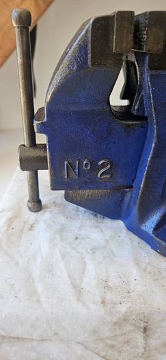 Record no 2 engineering vice