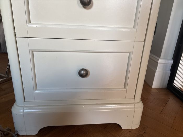 Tallboy chest of drawers