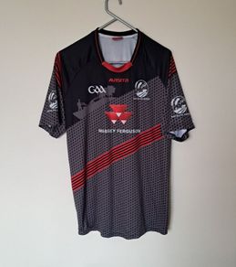 The national plowing championship jersey Size xl ptp 24" in excellent condition