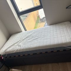 single bed & base