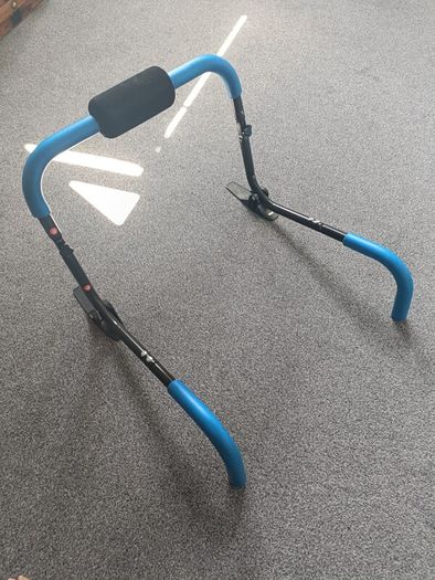 Abdominal cruncher sit up trainer