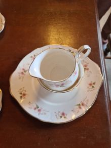 Duchess Glen pattern