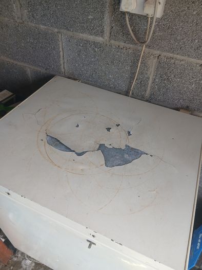 Chest freezer