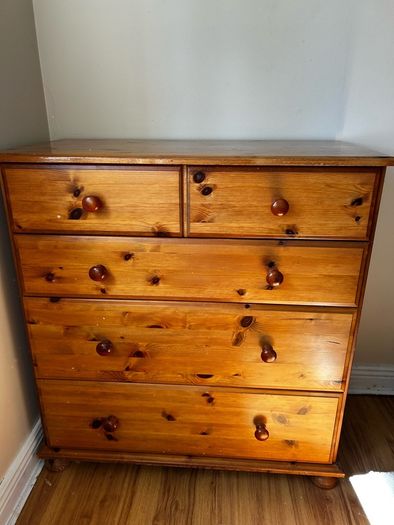 Pine wood chest drawer