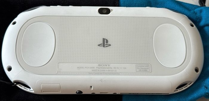 Sony PS Vita PCH-2000 Console | Unlocked | 3.65 Firmware | Region Free | 64GB