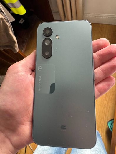 Solana Seeker Phone, 128GB, Boxed (Screen Blemish)