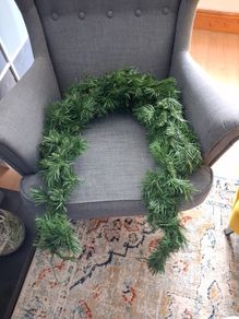 Christmas fireplace garland.