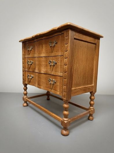 FLASH SALE ! Was 495 Now 395 ! Stunning Brutalist Danish Oak Chest of Drawers