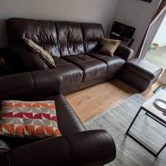 Leather suite