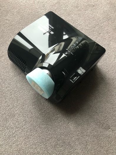 Hitachi projector