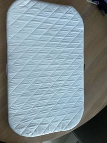 Baby Elegance Crib Mattress and 2 100% cotton fitted sheets