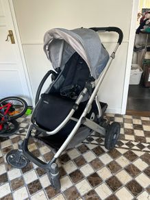 Uppababy Vista