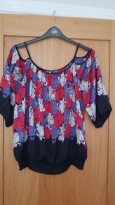 Wallis Cold Shoulder Top Size L