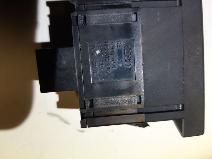 Audi A4 B6 B7 8E Switch for headlight range control Level 8E2919094